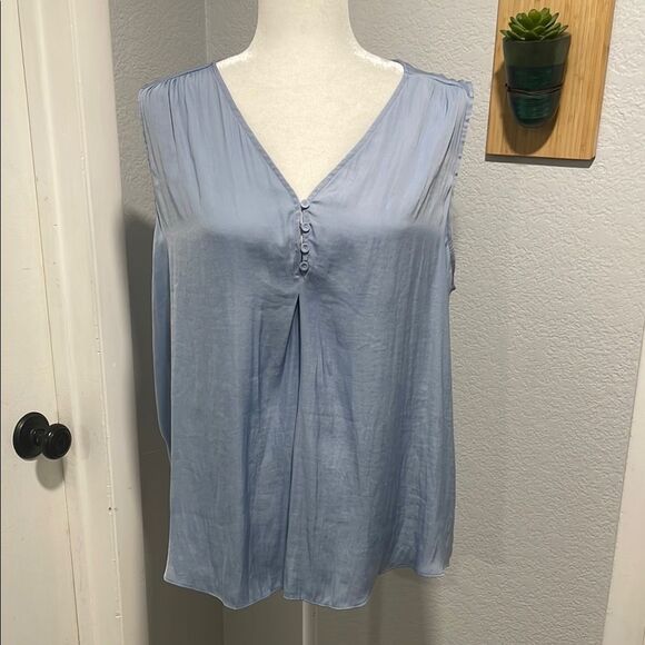 Hilary Radley Light Blue Front Pintuck Sleeveless V Neck Tank Top Size XL - Picture 1 of 7